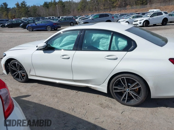 2024 BMW 3 Series 330i xDrive with VIN 3MW89FF04R8E73192, listed as a IAAI auction lot 41781977 with 4,124 mi miles. Bid and sale history available at carsss.com. Image 14.