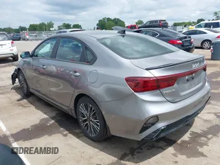 2023 Kia Forte GT-Line z VIN 3KPF54AD3PE641178, wystawiony jako IAAI lot #42114495 z przebiegiem 14 032 mil mil oraz . Historia ofert i sprzedaży dostępna na DreamBid. Obrazek 14.