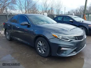 2020 Kia Optima LX with VIN 5XXGT4L38LG387015, listed as a IAAI auction lot 41629160 with 77,287 mi miles. Bid and sale history available at carsss.com. Image 1.