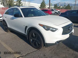 2015 Infiniti QX70 with VIN JN8CS1MU5FM380744, listed as a IAAI auction lot 41850425 with 75,414 mi miles and . Bid and sale history available at DreamBid. Image 1.