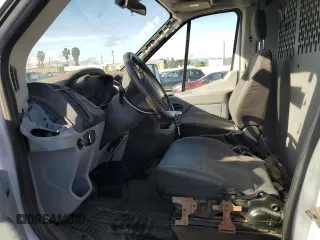 2015 Ford Transit с VIN 1FTYR2XG9FKA54112, выставлен на аукционе Copart как лот 42749945 с пробегом 165 634 миль миль и Списание • Salvage title. История ставок и продаж доступна на DreamBid. Изображение 7.