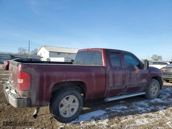 2008 Chevrolet Silverado 1500 Work Truck with VIN 1GCEC19C68Z225949, listed as a Copart auction lot 82790034 with 311,542 mi miles and Salvage Title. Bid and sale history available at carsss.com. Image 3.