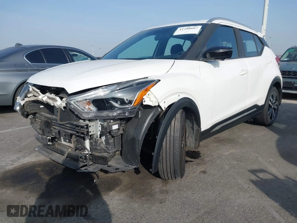 2020 Nissan Kicks SR with VIN 3N1CP5DV2LL509495, listed as a IAAI auction lot 41208887 with 35,722 mi miles. Bid and sale history available at carsss.com. Image 20.