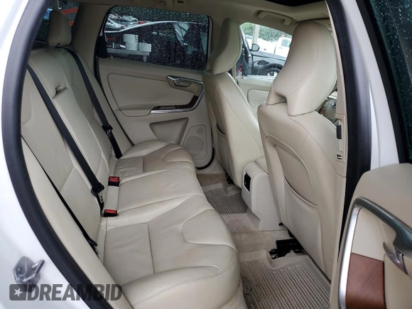 2015 Volvo XC60 T6 Drive-E Platinum с VIN YV449MDM9F2667624, выставлен на аукционе Copart как лот 61379325 с пробегом 64 750 миль миль и Чистый • Clean title. История ставок и продаж доступна на DreamBid. Изображение 10.