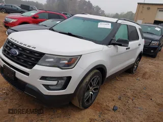 2016 Ford Explorer Sport z VIN 1FM5K8GT8GGB93347, wystawiony jako IAAI lot #41924898 z przebiegiem 172 364 mil mil oraz . Historia ofert i sprzedaży dostępna na DreamBid. Obrazek 2.