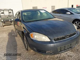2008 Chevrolet Impala LS z VIN 2G1WB58K989205060, wystawiony jako IAAI lot #41964839 z przebiegiem 241 756 mil mil oraz . Historia ofert i sprzedaży dostępna na DreamBid. Obrazek 6.