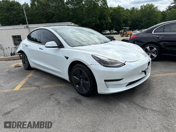 2023 Tesla Model 3 z VIN 5YJ3E1EA4PF553624, wystawiony jako Copart lot #64203215 z przebiegiem 30 197 mil mil oraz Czysty tytuł • Clean title. Historia ofert i sprzedaży dostępna na DreamBid. Obrazek 4.