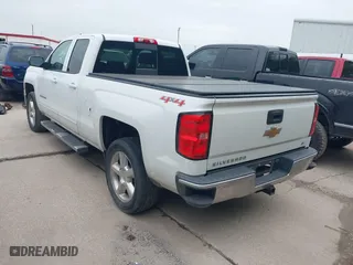 2015 Chevrolet Silverado 1500 LT with VIN 1GCVKREC5FZ254640, listed as a IAAI auction lot 41951590 with 286,155 mi miles. Bid and sale history available at carsss.com. Image 3.