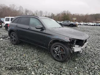 2020 Mercedes-Benz GLC 300 with VIN W1N0G8DBXLF817086, listed as a Copart auction lot 84672224 with 46,161 mi miles and Salvage title. Bid and sale history available at DreamBid. Image 4.