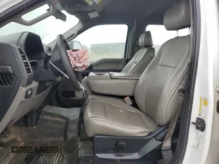 2017 Ford F-350 XL с VIN 1FT7W3AT8HEE58455, выставлен на аукционе Copart как лот 54678205 с пробегом 196 545 миль миль и Списание • Salvage title. История ставок и продаж доступна на DreamBid. Изображение 7.