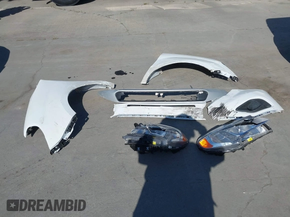 2022 Ram ProMaster City Cargo Tradesman with VIN ZFBHRFAB5N6Y45879, listed as a IAAI auction lot 41970512 with 12,584 mi miles and . Bid and sale history available at DreamBid. Image 12.