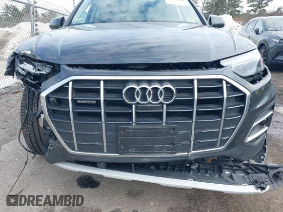 2021 Audi Q5 Prestige with VIN WA1CAAFY5M2050748, listed as a IAAI auction lot 41704470 with 55,162 mi miles. Bid and sale history available at carsss.com. Image 17.
