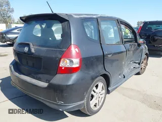 2007 Honda Fit Sport with VIN JHMGD37637S005754, listed as a IAAI auction lot 42663714 with 239,000 mi miles and . Bid and sale history available at DreamBid. Image 4.