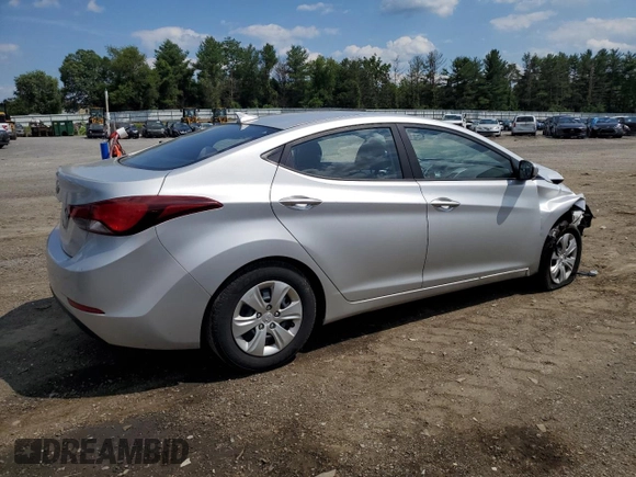 2016 Hyundai Elantra SE with VIN 5NPDH4AE2GH770371, listed as a Copart auction lot 61814115 with 88,238 mi miles and Salvage title. Bid and sale history available at DreamBid. Image 3.