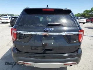 2017 Ford Explorer XLT z VIN 1FM5K8D84HGD52317, wystawiony jako Copart lot #58200565 z przebiegiem 111 962 mil mil oraz Szkoda całkowita • Salvage title. Historia ofert i sprzedaży dostępna na DreamBid. Obrazek 6.