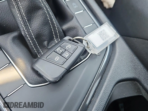 2024 Volkswagen Tiguan SE с VIN 3VV3B7AX0RM096462, выставлен на аукционе IAAI как лот 42844462 с пробегом 33 442 миль миль и . История ставок и продаж доступна на DreamBid. Изображение 37.