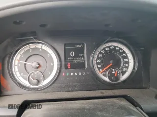 2018 Ram 2500 Tradesman z VIN 3C6TR5HTXJG411392, wystawiony jako Copart lot #65547024 z przebiegiem 136 732 mil mil oraz Szkoda całkowita • Salvage title. Historia ofert i sprzedaży dostępna na DreamBid. Obrazek 9.