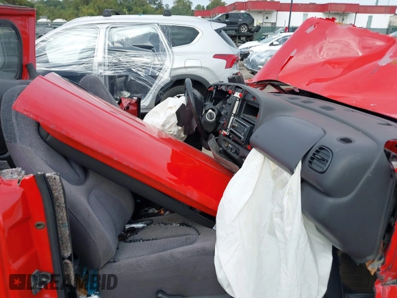 1998 Dodge Dakota SLT with VIN 1B7GL22Y6WS507115, listed as a IAAI auction lot 37654303 with 175,038 mi miles and . Bid and sale history available at carsss.com. Image 5.