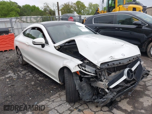 2017 Mercedes-Benz C C 300 with VIN WDDWJ4JB6HF401498, listed as a IAAI auction lot 41978936 with 95,197 mi miles. Bid and sale history available at carsss.com. Image 1.