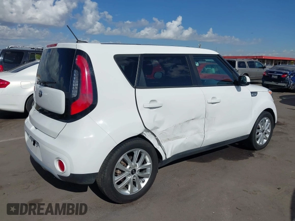 2018 Kia Soul + with VIN KNDJP3A56J7536309, listed as a IAAI auction lot 42009706 with 104,109 mi miles. Bid and sale history available at carsss.com. Image 4.