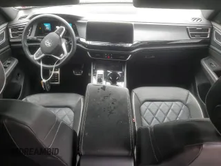2024 Volkswagen Atlas SEL Premium R-Line с VIN 1V2FE2CA7RC241205, выставлен на аукционе Copart как лот 45498675 с пробегом 12 255 миль миль и Списание • Salvage title. История ставок и продаж доступна на DreamBid. Изображение 8.