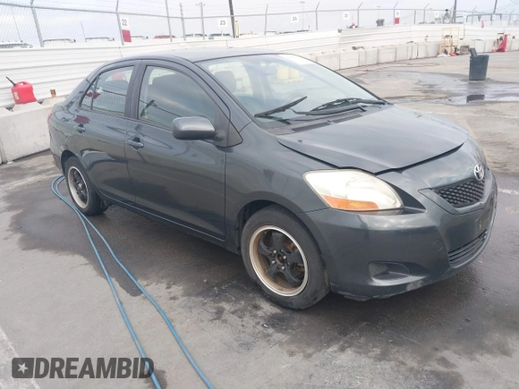 2010 Toyota Yaris with VIN JTDBT4K3XA1364081, listed as a IAAI auction lot 41895625 with 193,177 mi miles. Bid and sale history available at carsss.com. Image 1.