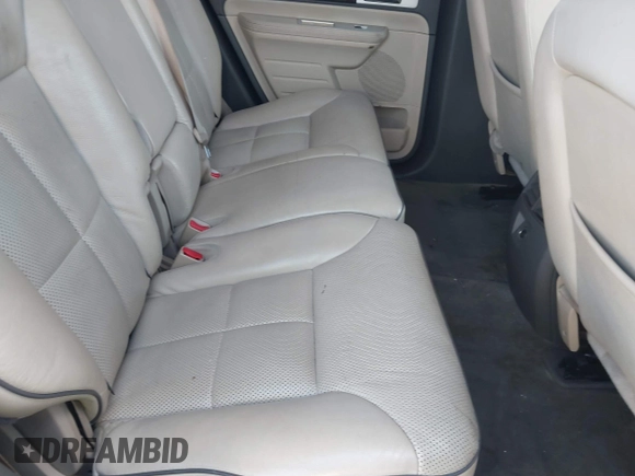 2008 Lincoln MKX with VIN 2LMDU68C78BJ24218, listed as a IAAI auction lot 41227522 with 180,137 mi miles. Bid and sale history available at carsss.com. Image 8.