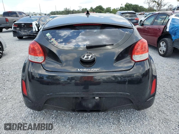 2013 Hyundai Veloster w/Black Int z VIN KMHTC6ADXDU157196, wystawiony jako Copart lot #58091015 z przebiegiem 136 201 mil mil oraz Szkoda całkowita • Salvage title. Historia ofert i sprzedaży dostępna na DreamBid. Obrazek 6.