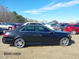 2015 Mercedes-Benz E-Class E 350 Luxury with VIN WDDHF8JB7FB115231, listed as a IAAI auction lot 41363482 with 132,000 mi miles. Bid and sale history available at carsss.com. Image 13.