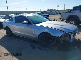2011 Ford Mustang V6 with VIN 1ZVBP8AM2B5162879, listed as a IAAI auction lot 41670910 with 153,626 mi miles and . Bid and sale history available at carsss.com. Image 1.