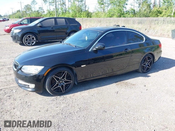 2013 BMW 3 Series 328i xDrive with VIN WBAKF5C51DJ297708, listed as a IAAI auction lot 41736962 with 113,064 mi miles. Bid and sale history available at carsss.com. Image 2.