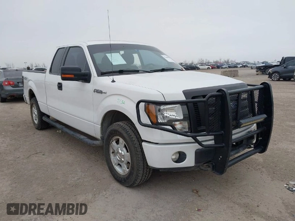 2012 Ford F-150 XL with VIN 1FTFX1EF1CKE39290, listed as a IAAI auction lot 41488039 with 122,268 mi miles. Bid and sale history available at carsss.com. Image 1.