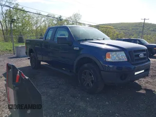 2008 Ford F-150 STX with VIN 1FTRX14W48FB78607, listed as a IAAI auction lot 42175480 with 75,425 mi miles. Bid and sale history available at carsss.com. Image 1.