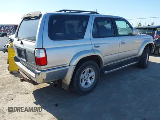 2001 Toyota 4Runner SR5 z VIN JT3HN86R010359850, wystawiony jako IAAI lot #42053263 z przebiegiem 294 884 mil mil oraz . Historia ofert i sprzedaży dostępna na DreamBid. Obrazek 4.