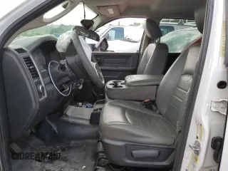 2018 Ram 2500 Tradesman with VIN 3C7WR4HJ4JG183620, listed as a Copart auction lot 64699464 with 0 mi miles and Salvage Title. Bid and sale history available at carsss.com. Image 7.