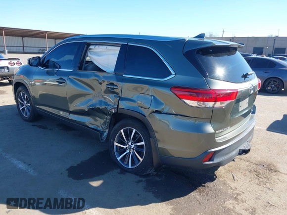 2018 Toyota Highlander SE with VIN 5TDJZRFH3JS834516, listed as a IAAI auction lot 41670880 with 81,274 mi miles and . Bid and sale history available at DreamBid. Image 3.