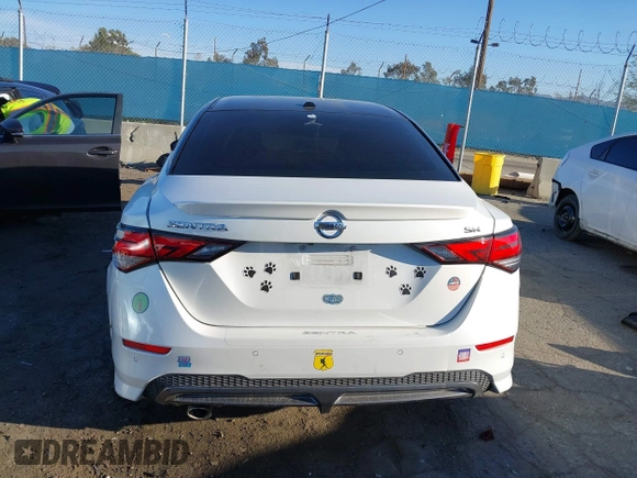 2020 Nissan Sentra SR with VIN 3N1AB8DV0LY261421, listed as a IAAI auction lot 41752418 with 42,971 mi miles and . Bid and sale history available at DreamBid. Image 16.