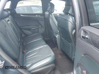 2019 Lincoln MKC Reserve with VIN 5LMCJ3C94KUL22859, listed as a IAAI auction lot 41963707 with 123,299 mi miles and . Bid and sale history available at DreamBid. Image 8.