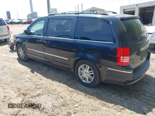 2010 Chrysler Town & Country Touring with VIN 2A4RR5DXXAR290623, listed as a IAAI auction lot 42103151 with 234,021 mi miles. Bid and sale history available at carsss.com. Image 3.