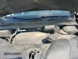 2017 Honda Pilot EX-L with VIN 5FNYF6H85HB092413, listed as a Copart auction lot 67711825 with 110,872 mi miles and Salvage title. Bid and sale history available at DreamBid. Image 14.