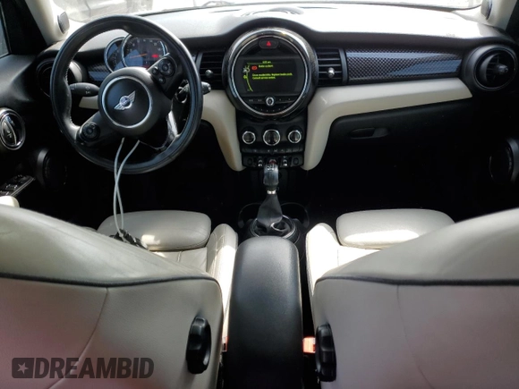 2016 MINI Hardtop 4 Door S with VIN WMWXU3C53G2D27910, listed as a Copart auction lot 52820215 with 177,506 mi miles and Clean title. Bid and sale history available at DreamBid. Image 8.