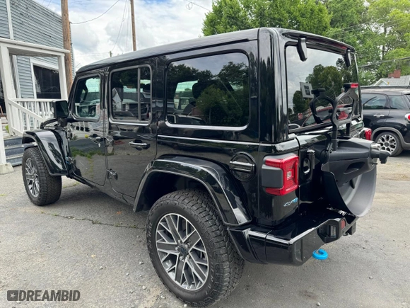 2024 Jeep Wrangler 4xe High Altitude with VIN 1C4RJXU61RW114868, listed as a Copart auction lot 79475674 with 1,934 mi miles and Salvage Title. Bid and sale history available at carsss.com. Image 3.