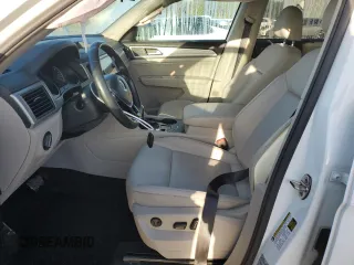 2019 Volkswagen Atlas SE with VIN 1V2DP2CA9KC595931, listed as a Copart auction lot 84701994 with 77,000 mi miles and Salvage title. Bid and sale history available at DreamBid. Image 7.