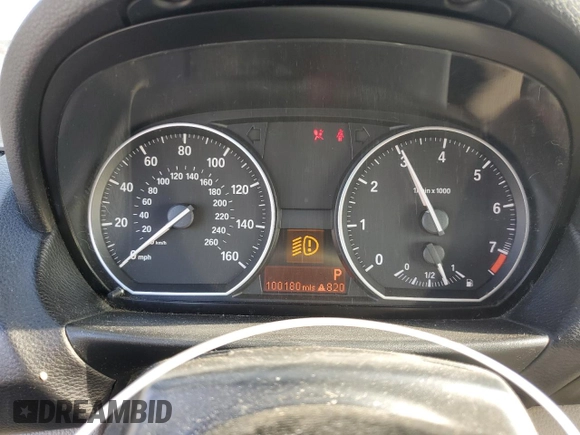 2008 BMW 1 Series 128i with VIN WBAUN13518VH79634, listed as a Copart auction lot 43091755 with 100,180 mi miles and Salvage Title. Bid and sale history available at DreamBid. Image 9.