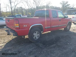 2001 Chevrolet Silverado 1500 LS with VIN 2GCEK19T311105107, listed as a IAAI auction lot 41807704 with 188,783 mi miles. Bid and sale history available at carsss.com. Image 4.