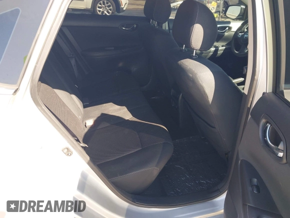 2019 Nissan Sentra SV z VIN 3N1AB7AP4KY337088, wystawiony jako IAAI lot #41762716 z przebiegiem 53 776 mil mil oraz . Historia ofert i sprzedaży dostępna na DreamBid. Obrazek 8.