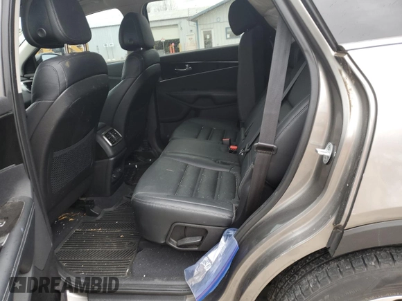 2016 Kia Sorento EX with VIN 5XYPHDA11GG013687, listed as a Copart auction lot 50331845 with 100,657 mi miles and Salvage Title. Bid and sale history available at carsss.com. Image 10.