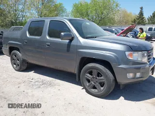 2013 Honda Ridgeline RTL z VIN 5FPYK1F58DB016600, wystawiony jako IAAI lot #42237719 z przebiegiem 86 034 mil mil oraz . Historia ofert i sprzedaży dostępna na DreamBid. Obrazek 1.