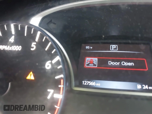 2017 Nissan Altima S z VIN 1N4AL3AP7HC275003, wystawiony jako IAAI lot #42420564 z przebiegiem 127 566 mil mil oraz . Historia ofert i sprzedaży dostępna na DreamBid. Obrazek 16.