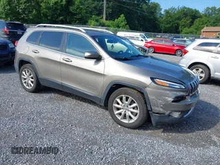 2017 Jeep Cherokee Limited с VIN 1C4PJMDS2HW571349, выставлен на аукционе IAAI как лот 42648368 с пробегом 151 029 миль миль и . История ставок и продаж доступна на DreamBid. Изображение 1.